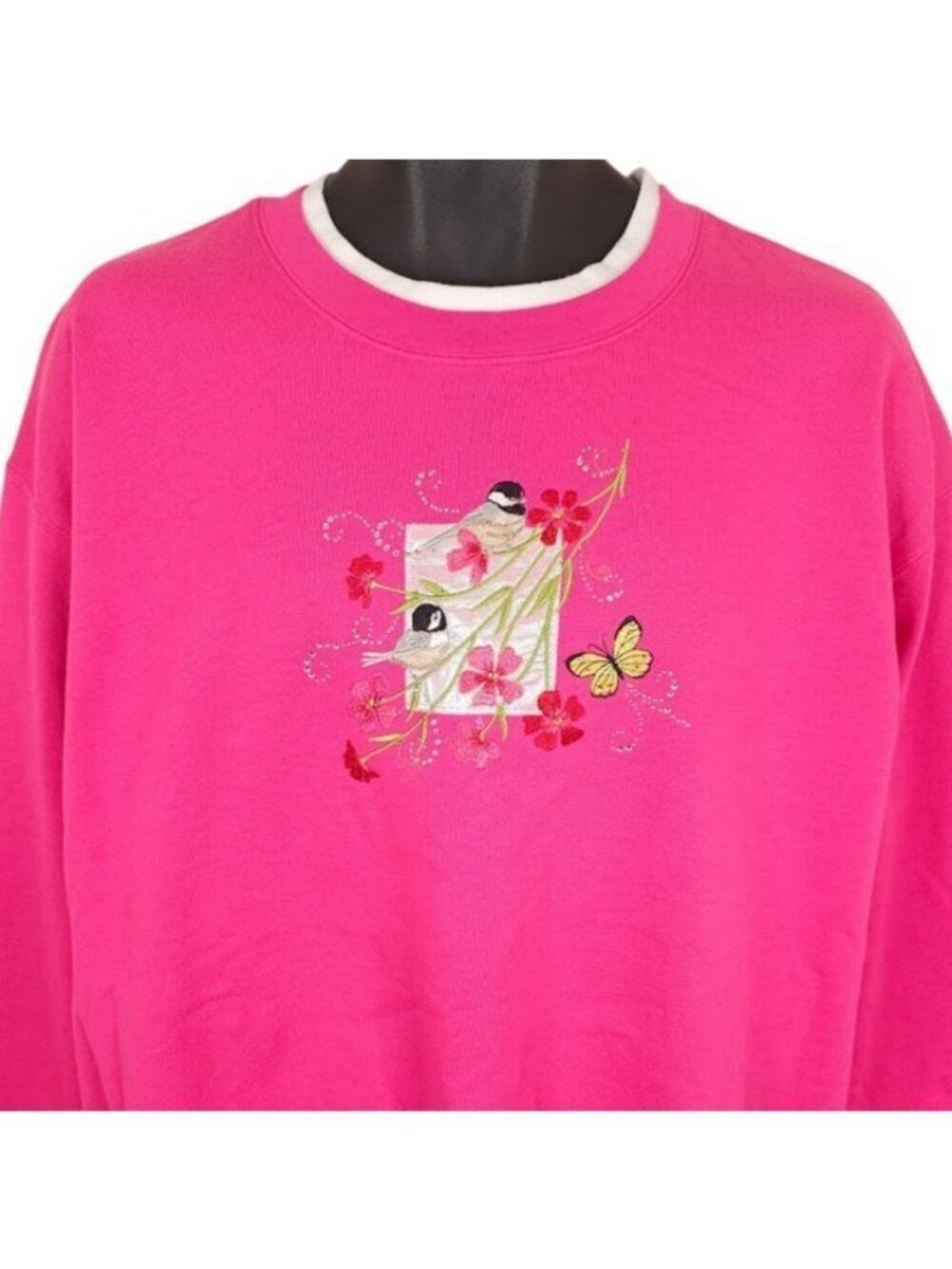 Chickadees Bird Sweatshirt Womens Size 2XL Pink Granny Core Embroidered